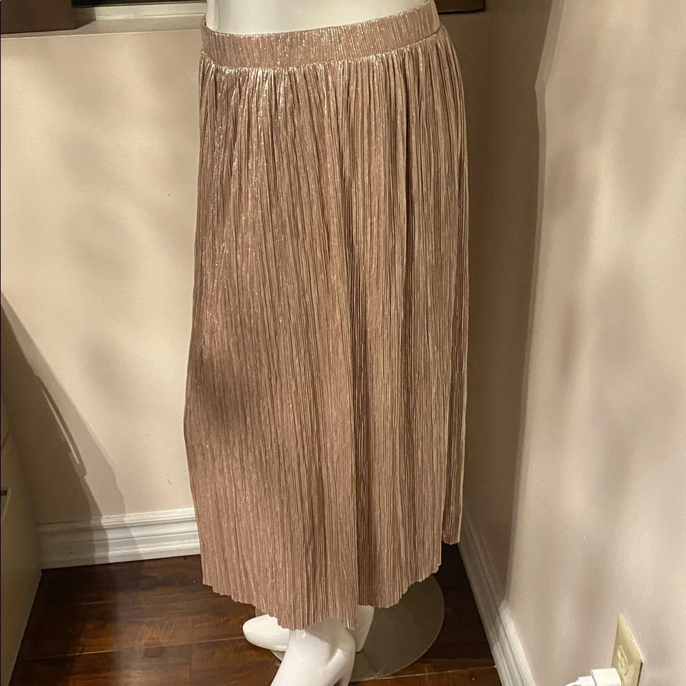 Vince Camuto Shimmering Tan Midi Skirt - Picture 4 of 8